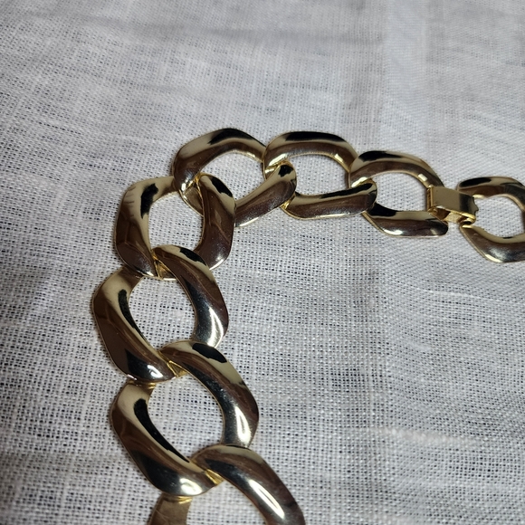 Vintage Link Chain Necklace Chunky 80s Gold Tone Choker - Picture 6 of 8